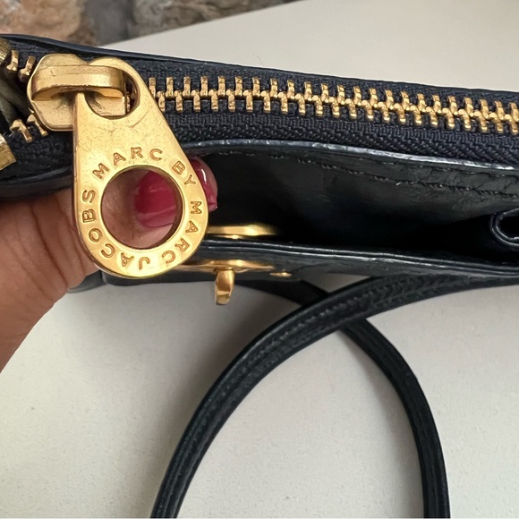 Marc by Marc Jacobs Totally Turnlock Percy Crossbody Bag - Picture 9 of 15